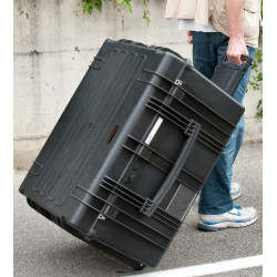 Valise étanche BAGETANCHE Explorer 7745 coloris noir en situation