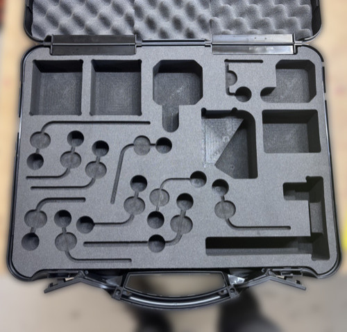 Valise T07 personnalisée : calage en mousse PER45 sur mesure